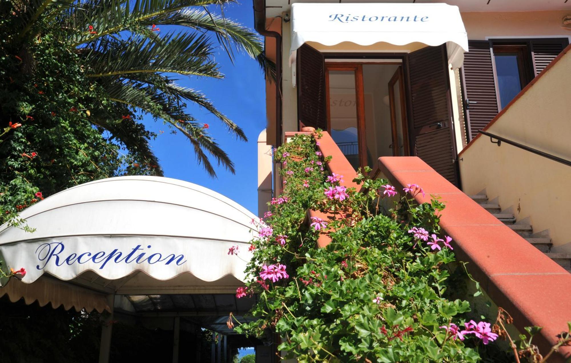 Frank'S Hotel Capoliveri  Bagian luar foto